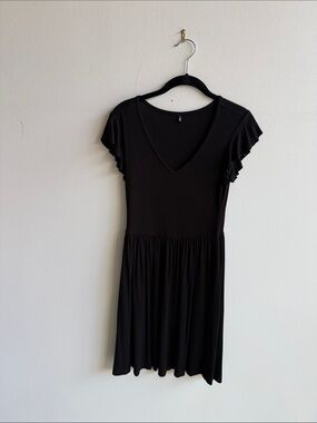Black V-Neck Short Sleeve Women's Dress